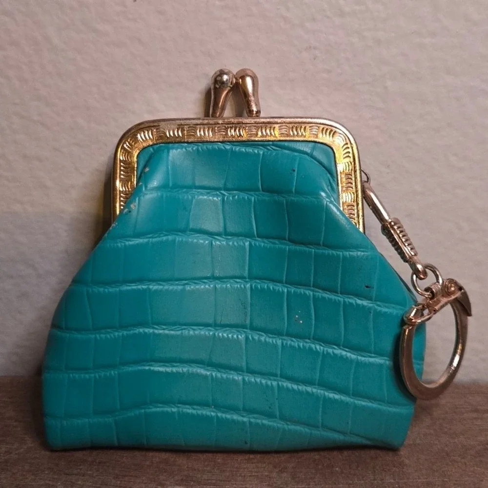Vintage‎ Teal Mini Kiss Lock Coin Purse Keychain Faux Croc Y2K Retro